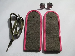 NVA 1 paar Schulterstücke  Soldat   Panzer   rosa - Picture 1 of 2