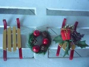 Promi eigene Vintage * 3er Set: Christbaumschmuck Holzschlitten & Kranz * - Bild 1 von 1