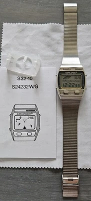 Reloj de juego Cosmic Wars muy raro de Regency 1982 Space Attacker Nelsonic sin usar Foto 1 de 4