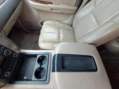 Used Front Right Seat Front fits: 2007 Gmc Yukon xl 1500 bucket-bench R. electri Foto 1 de 4