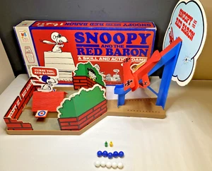 Vintage 1970 Milton Bradley Snoopy And The Red Baron Skill & Action Game #4067 - Picture 1 of 22