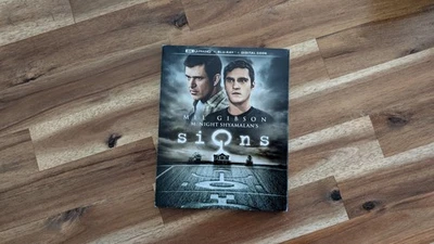 Signs (4K / Blu-ray + Digital) With Slipcover - Image 1 of 4