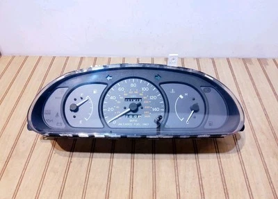 Cuadro de instrumentos Eagle Summit Wgn/Expo/Vista 1992-1993 111.213 millas ID MD899855 Foto 1 de 4