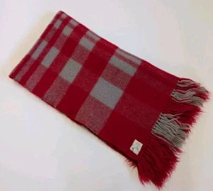 Vintage Clovernook 100% Wool Red & Gray Lap Blanket Cozy Cabin Rustic 50" x 28" - Picture 1 of 5