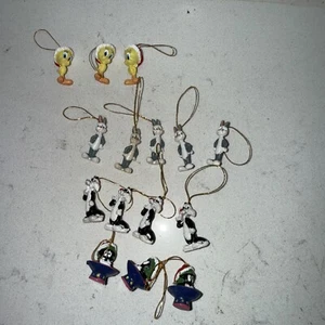 Hallmark Warner Bros Looney Tunes Hanna Barbera Miniature Christmas Ornaments 15 - Picture 1 of 5