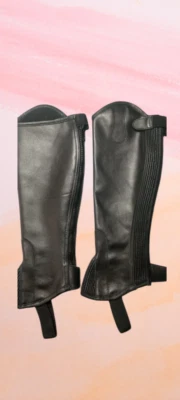 Schwarze Leder Halbchaps - Reitgamaschen mit elastischen Einsätzen - Bild 1 von 3