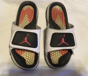red jordan slides