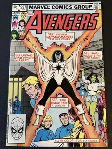 Avengers #227 NM+ 9.6 Monica Rambeau joins! Marvel 1983 - Picture 1 of 2