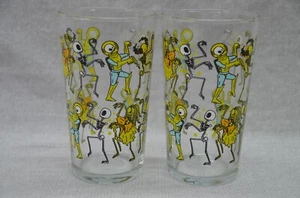 2x Beavertown Halloween Skelett ein Pint 20oz Bier konisches Glas NEU CE M22 - Bild 1 von 13