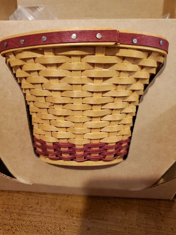 Longaberger Collectors Club Miniature May Series Geranium Basket Combo - MINT Cover