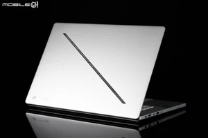 2025 ASUS ROG Zephyrus G16 GU605 64 GB 1 TB Ultra 9 RTX 5090 computer portatile da gioco argento - Foto 1 di 1
