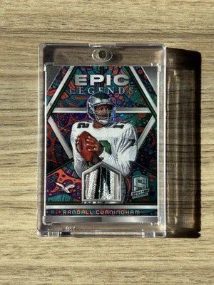 Parche Panini Spectra Randall Cunningham 2024/5 Epic Legends Psychedelic Eagles Foto 1 de 3