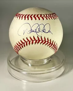 DEREK JETER SINGLE SIGNED 2000 WORLD SERIES BASEBALL JSA LETTER OF AUTHENTICITY - Picture 1 of 7