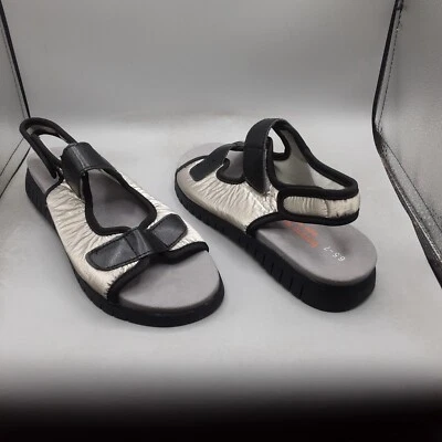 Босоножки Bernie Mev Acacia женские 6,5–7 М черные серые спортивные с ремешком 2 C883 - Изображение 1 из 4