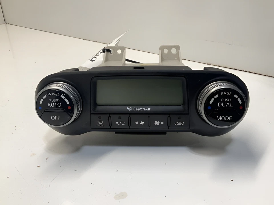 2010-2013 Hyundai Tucson A/C Heater Temperature Climate Control Automatic OEM - Изображение 1 из 3