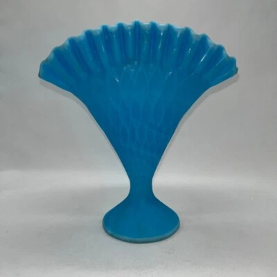 Jarrón abanico natillas satinadas azul óptico diamante vintage hecho en Italia Foto 1 de 4