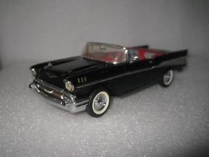 1/24 FRANKLIN MINT PRECISION MODELS 1957 CHEVROLET BEL AIR CONVERTIBLE DISPLAYED - Bild 1 von 10