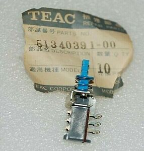 Latching Push Button Switch, DPDT 6 Pin 1 Position Self-Locking Panel Mount, NOS