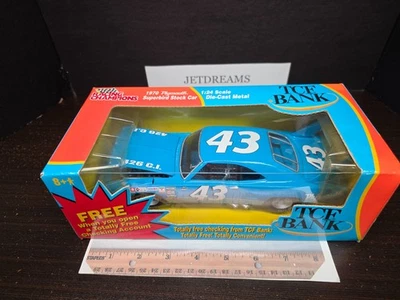 1/24 #43 RICHARD PETTY 1970 PLYMOUTH SUPERBIRD RACING CHAMPIONS TCF BANK PROMO - Image 1 of 4