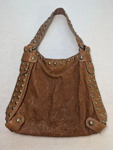 Bolso Cartera Clásico Kooba Ada Vintage Cuero con Correa Latón Tachuelas Herrajes Hobo - Imagen 1 de 17