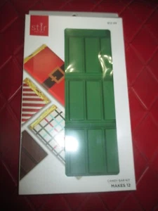 Christmas NIP Silicone CHOCOLATE Bar w/FOIL & PAPER WRAPPERS - Picture 1 of 2