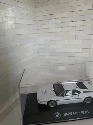 1/43 diecast - BMW - M1 1978 - CON VETRINA colore bianco - Immagine 1 di 4