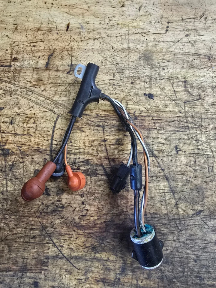 Chicote de fios alternador NOS 1976 PINTO MERCURY BOBCAT 2,3 L D6FZ-14305-A - Imagem 1 de 1