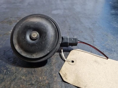 HYUNDAI I20 CLASSIC MK1 (PB) 2013 HORN E428R-000386 - Image 1 of 4