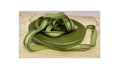 Auténtica cinta Gucci, letras verdes. Hecho en Italia. vendido por 1/2 yarda Foto 1 de 3