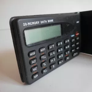Mini agenda 20 noms MEMORY DATA BANK 9303 objet vintage électronique N4888 - Photo 1/12