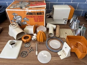 Vintage MOULINEX Jeannette Mark 3 243 Electric Meat Mincer, Juicer Retro - Work - Picture 1 of 14