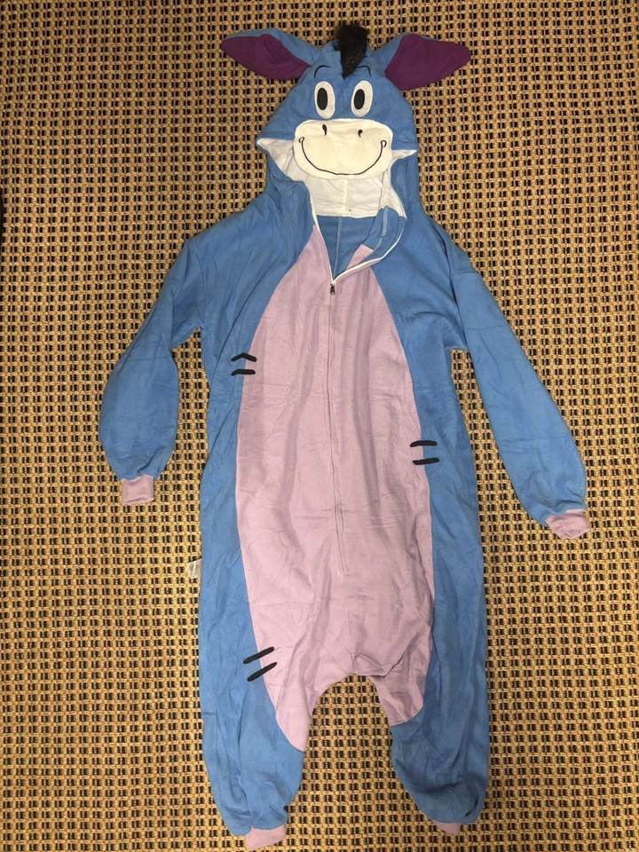 Pijama Eeyore de una pieza con capucha para adultos talla pequeña nuevo sin etiquetas Foto 1 de 3