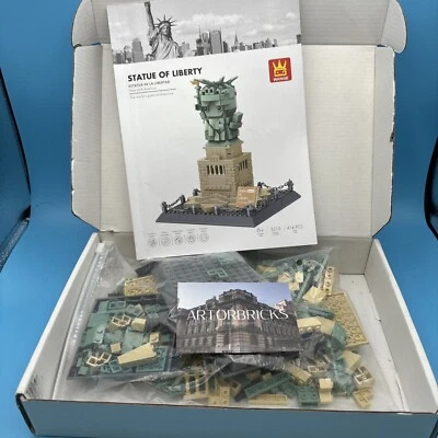 Statue of Liberty Building Block 365/414 Replacement Piece’s Wange Artorbrick - Image 1 of 4