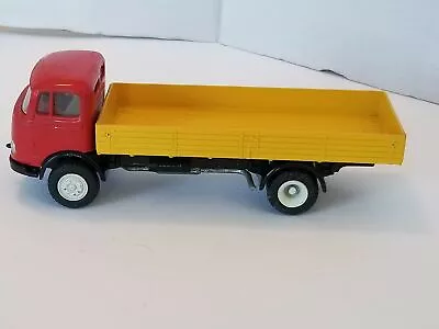 1:50 Tekno Mercedes Benz No. 910 Flat Bed Truck E - Image 1 of 4