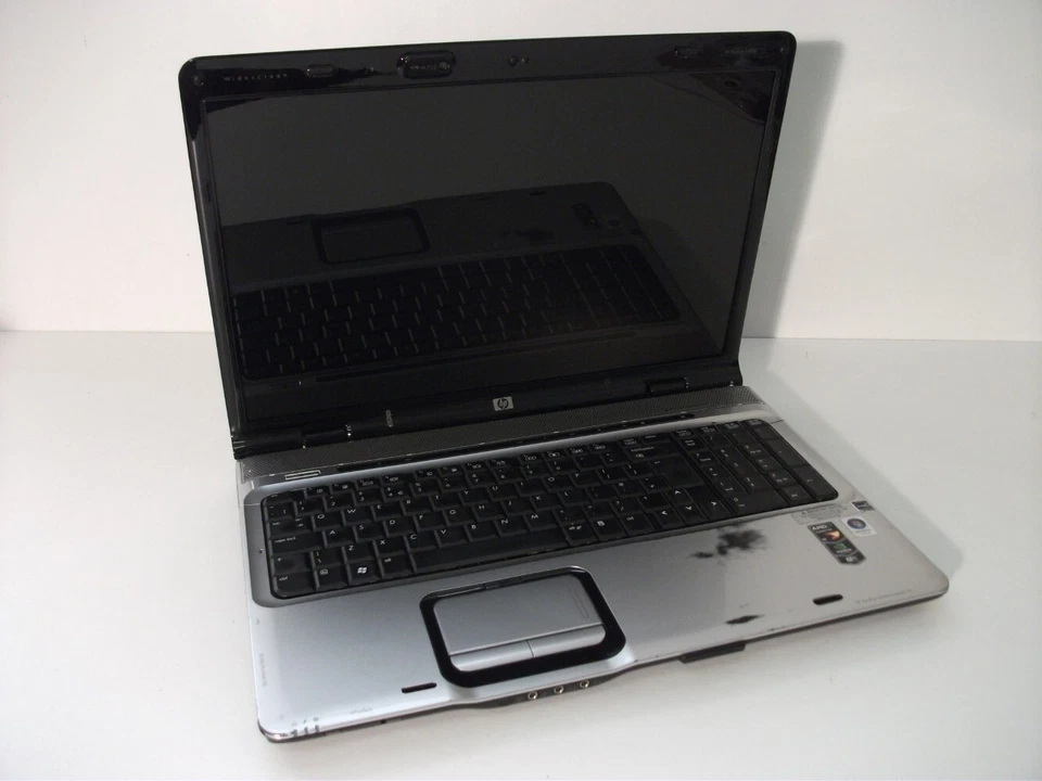 HP Pavilion dv9700 AMD Turion 64x2 Mobile TL-60 2.00 GHz Laptop - Image 1 of 1