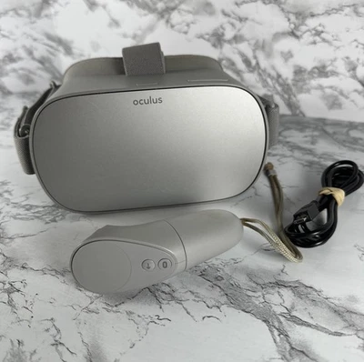 Oculus Go Virtual Reality Headset 32GB Gray (MH-A32) with Controller - Image 1 of 4