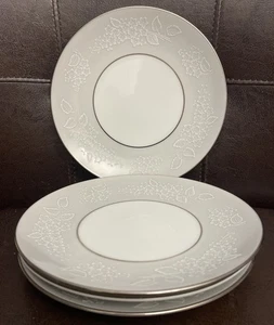 Set of 4 Noritake 5698 DAMASK Bread/Desser Plates 6 1/4” Japan - Picture 1 of 9