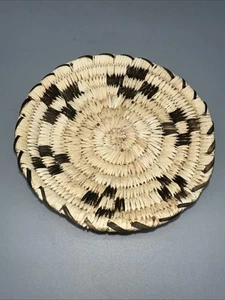 Vintage Tohono O’odham Nation Papago fatto a mano cesto yucca Arizona 6 1/2” - Foto 1 di 4