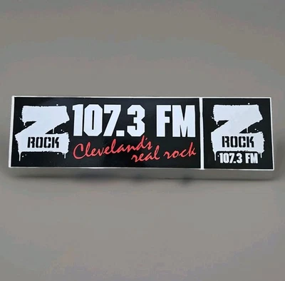 De colección Años 80 Cleveland Z Rock 107.3 FM Radio de Metal Pesado Parachoques Adhesivo Banda para el Cabello Foto 1 de 4
