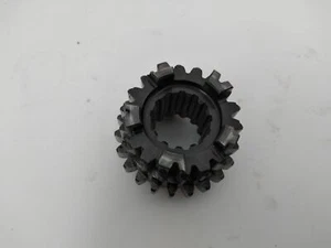 Gas Gas Jtr 250 2000-2001 Gear Sleeve Third Fourth Primary - Picture 1 of 6