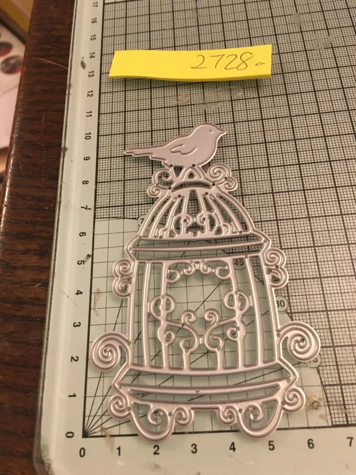 Trimcraft birdhouse die set ref2728a  SALE - Image 1 of 1