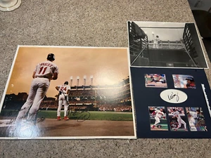 MANNY RAMIREZ CLEVELAND INDIANS SIGNED PHOTO And Paper RARE HTF 1995 - Picture 1 of 4
