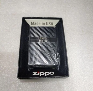 Zippo Oil Lighter Carbon-Style Design Black Brass Limited - Picture 1 of 2