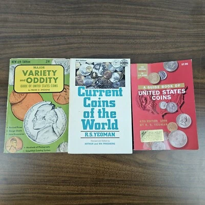 Lote de 3 libros guía de monedas y monedas de Estados Unidos si el mundo libros de bolsillo Foto 1 de 2