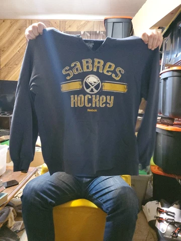 Buffalo Sabres Hoodie Sweatshirt NHL Mens Size  Extra Large Reebok Hockey XL Cover
