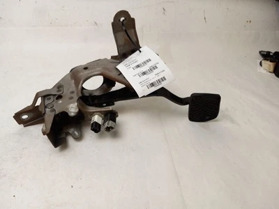 BRAKE PEDAL fits NISSAN ALTIMA 2017 OEM - Image 1 of 4