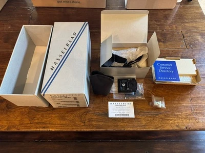 HASSELBLAD XPAN PANORAMIC CAMERA MINT/ NMT OLD STOCK KIT + 45MM LENS BOX NICE! - Image 1 of 4