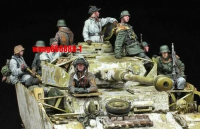 1/35 resin model WWII German 13 soldiers Tank Crew Big Set Unassembled Unpainted - Image 1 of 4