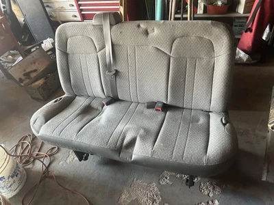 Chevy Chevrolet Express GMC Savana Van asiento de banco tela bronceado manual Foto 1 de 3
