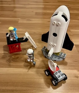 LEGO DUPLO Spaceshuttle Weltraummission 10944  - Bild 1 von 1